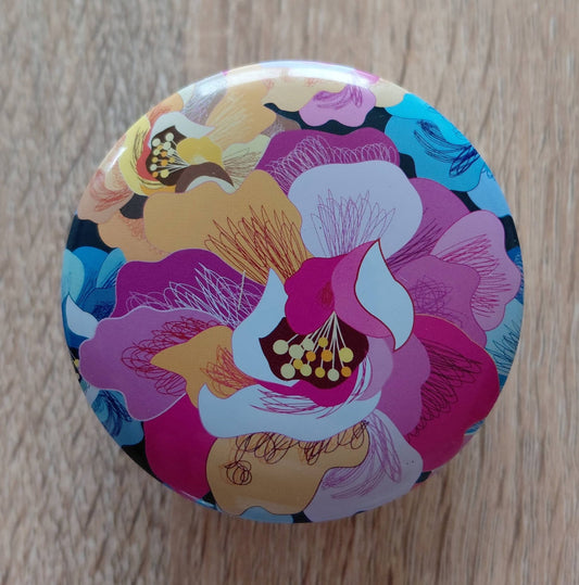 Rose Candle Tin 2.5 OZ